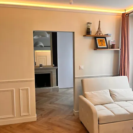 Apartment 2 Bedrooms Cozy & Stylish, 15min Walk From Eiffel Tower Garden *