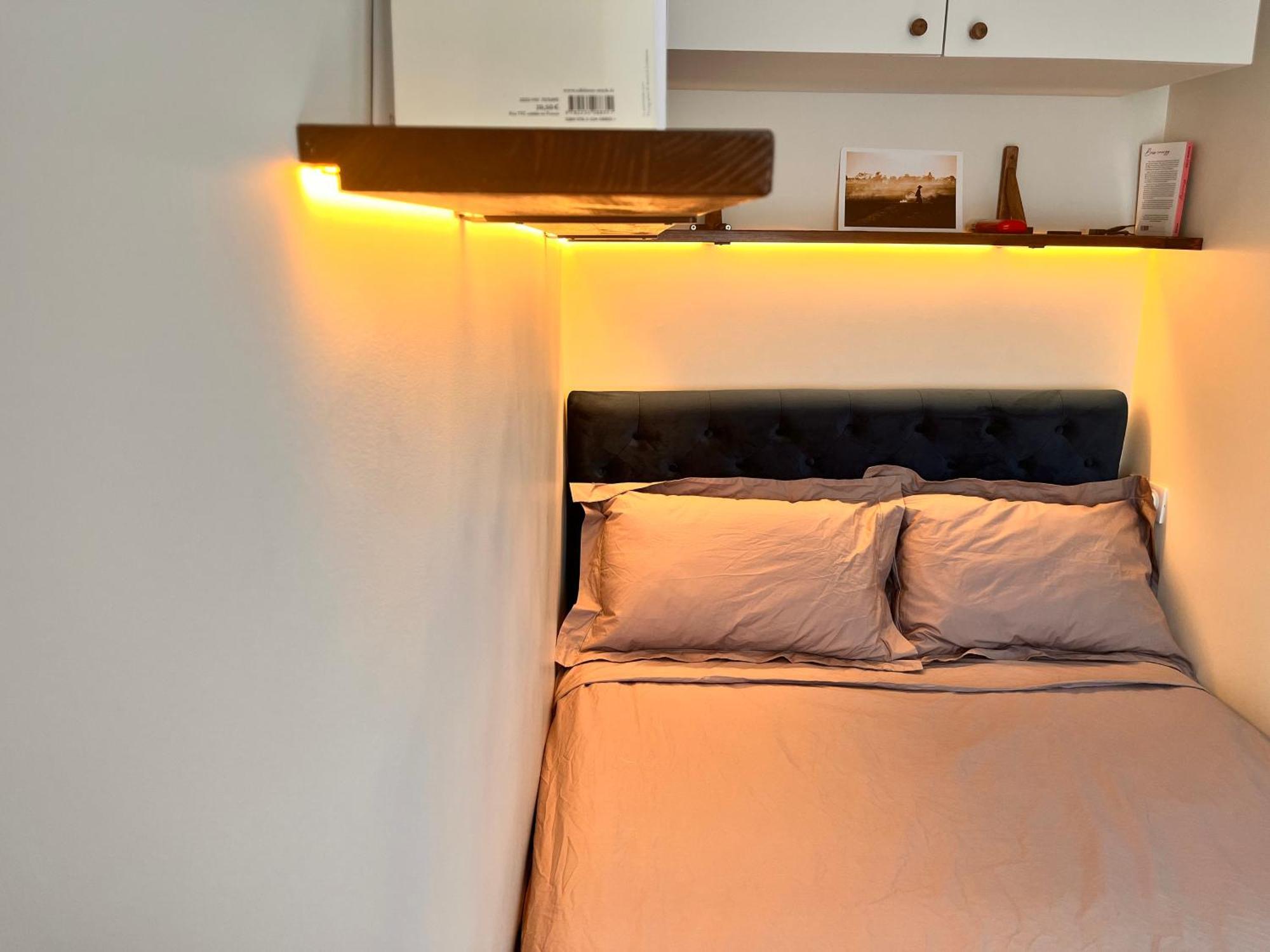 2 Bedrooms Cozy & Stylish, 15min Walk From Eiffel Tower Garden * Paris